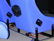SPARCOのバケットシート(REV�U)背面の体感振動ユニットを右後より