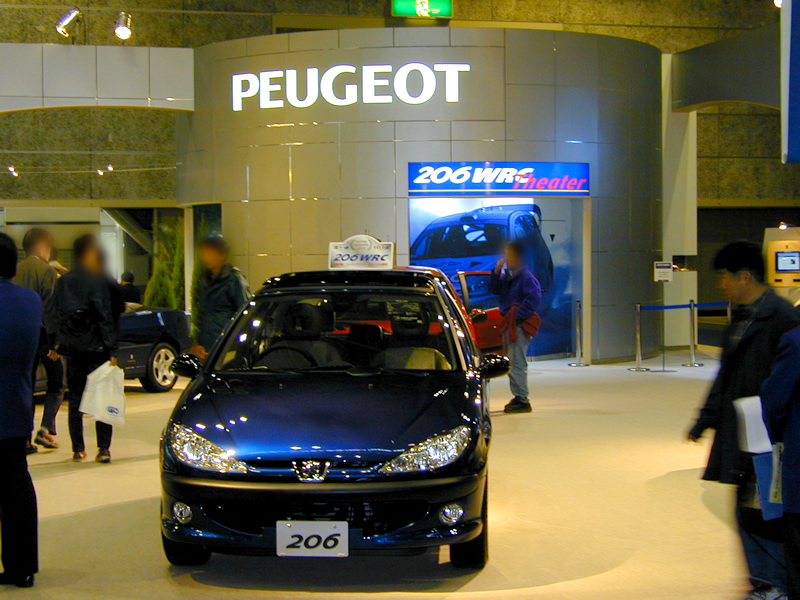 輸入車ショウ2001 プジョー206 WRC シアター 関連写真集 : プジョー206とWRCシアター入口